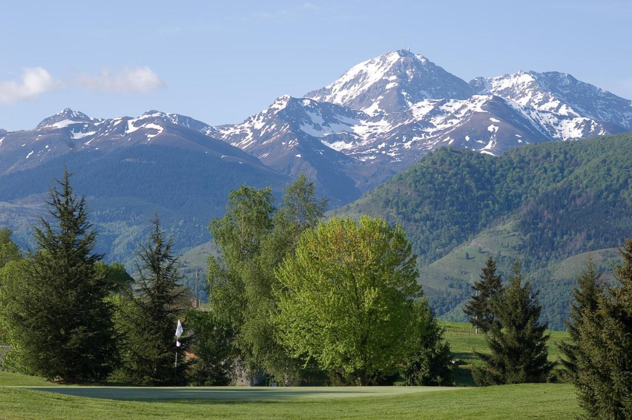 Le Domaine Du Golf Country Club De Bigorre Hotel Pouzac Eksteriør billede