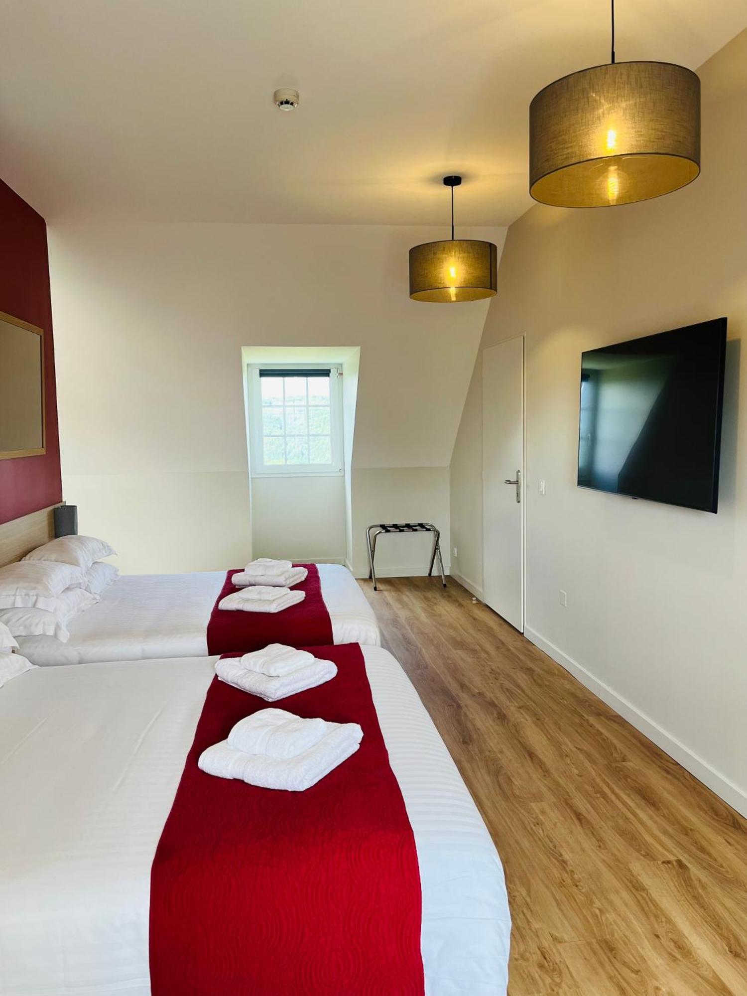 Le Domaine Du Golf Country Club De Bigorre Hotel Pouzac Eksteriør billede
